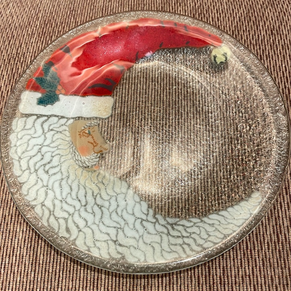 Peggy Karr Signed Fuzed Glass St. Nick Plate